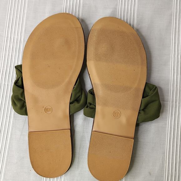 Torrid Fabric T-Strap Sandals Extra Wide Women's Size 11.5WW Dark Green - Picture 6 of 7